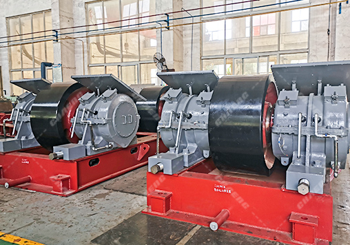 Rotary kiln support roller